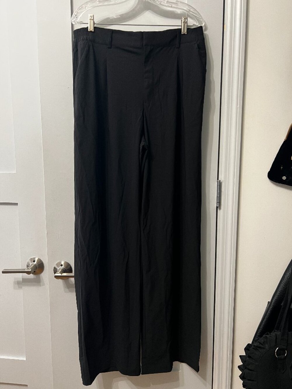 Sleektech wide leg pants